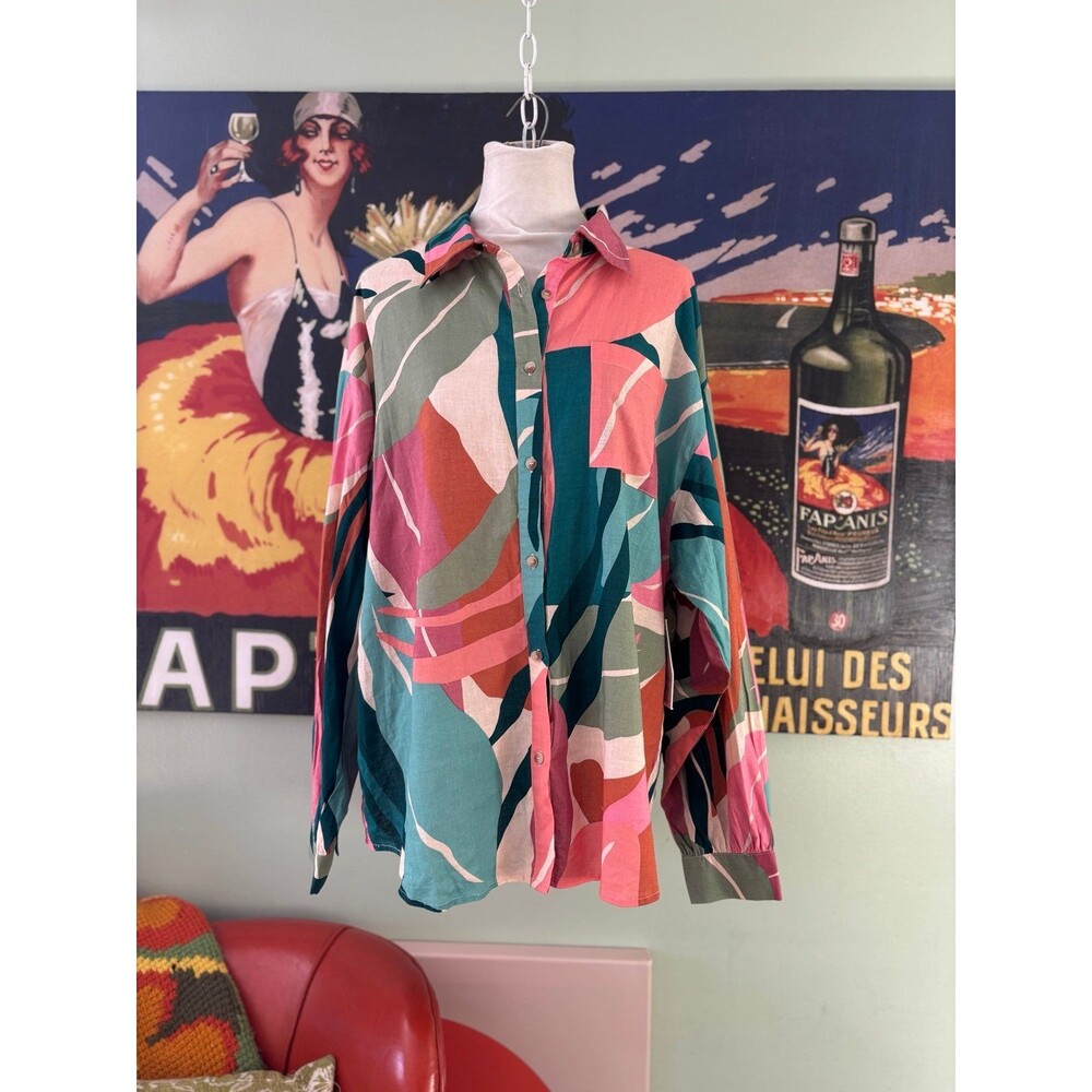 Palms Away shirt